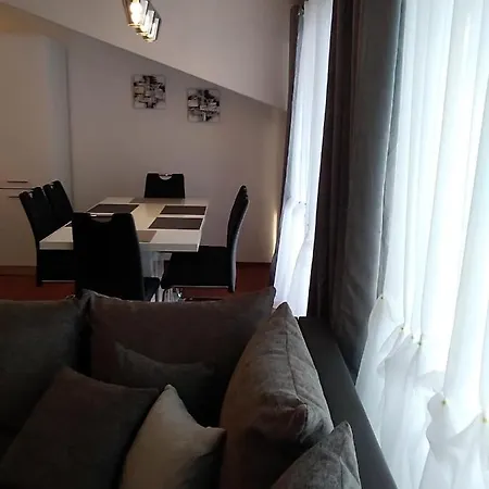 Apartmani Kapo Apartman *
