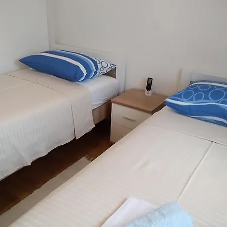 Apartmani Kapo Apartman *