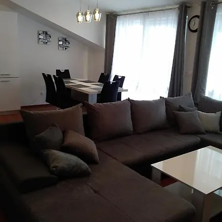 Apartmani Kapo Apartman *